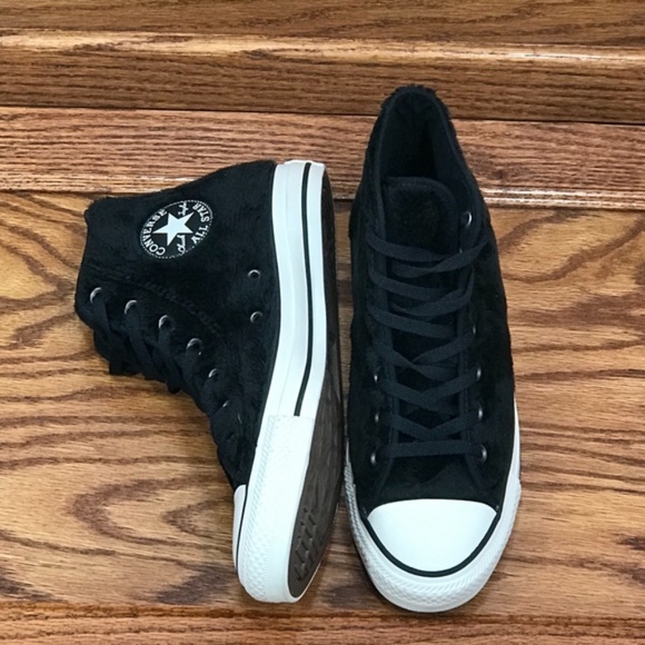 Converse CTAS Hi Black White Faux Fur Shoes - Picture 4 of 8